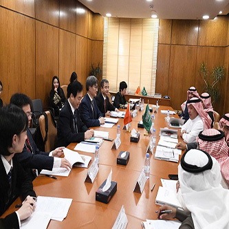 زيارة مجلس إدارة فرع المكتبة في الصين